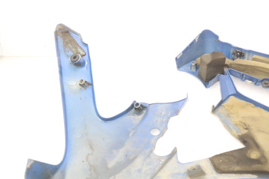 photo de Pannello laterale anteriore sinistro YAMAHA FJR ABS 1300 (2006 - 2012) - Altra angolazione