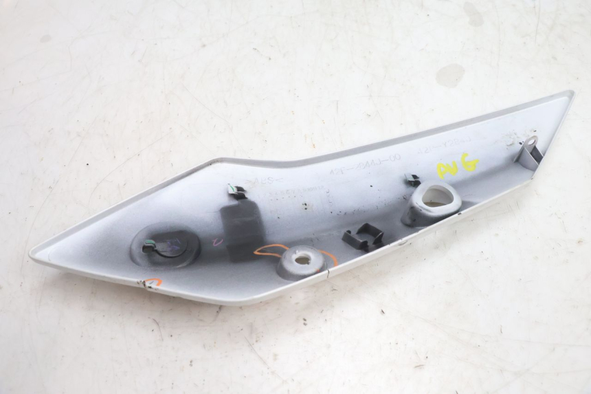 photo de CARENA YAMAHA FZ8 800 (2010 - 2016) - Stato della superficie e materiale