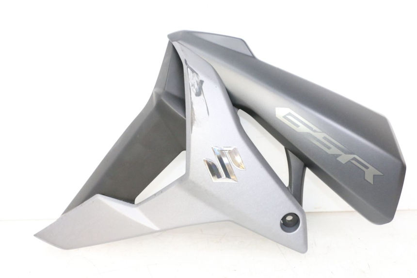 photo de CARENA SUZUKI GSR 750 (2011 - 2017) - Vista principale