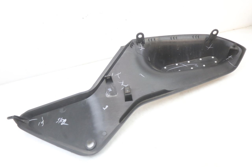 photo de CARENA HUSQVARNA SVARTPILEN 401 (2018 - 2023) - Vista d'insieme del prodotto