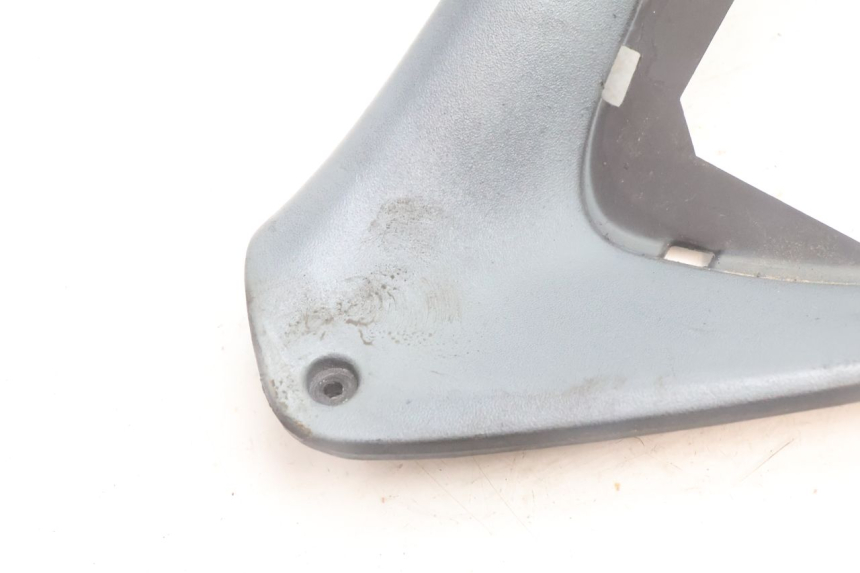 photo de FIANCATA ANTERIORE SINISTRA INFERIORE GILERA RUNNER SP 50 (2002 - 2004) - Stato della superficie e materiale