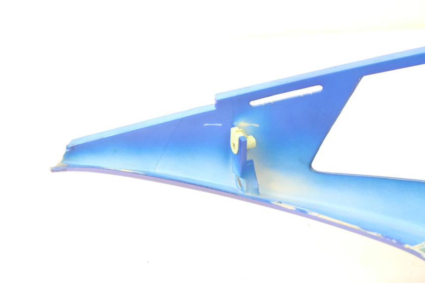 photo de CARENA PEUGEOT JET FORCE CARBU 50 (2003 - 2016) - Caratteristiche distintive