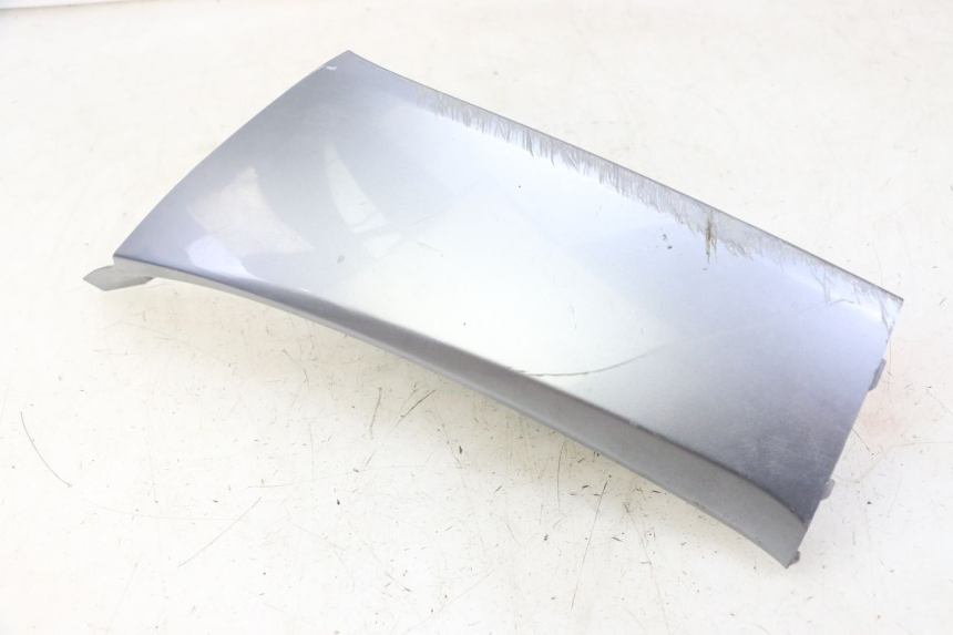 photo de CARENA SYM JOYMAX 125 (2010 - 2017) - Stato della superficie e materiale