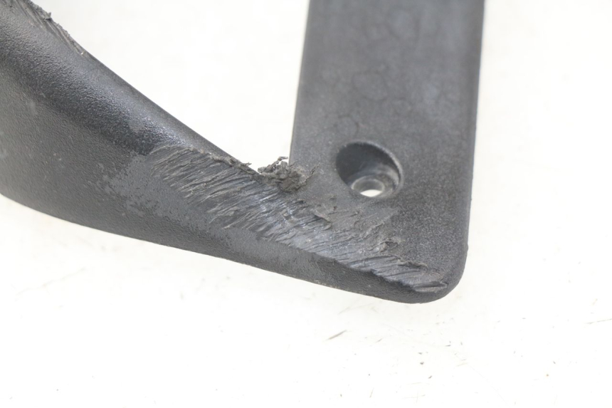 photo de Pannello laterale anteriore sinistro GILERA NEXUS 125 (2009 - 2013) - Altra angolazione