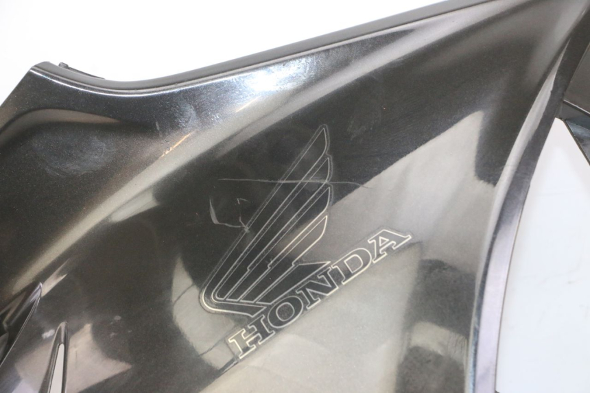 photo de CARENA HONDA NTV DEAUVILLE ABS 700 (2007 - 2016) - Primo piano tecnico