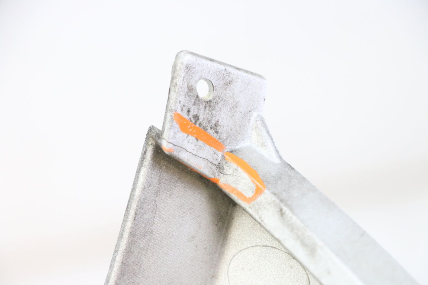 photo de CARENA PEUGEOT CITYSTAR 2T 50 (2018 - 2021) - Zoom sullo stato d'uso