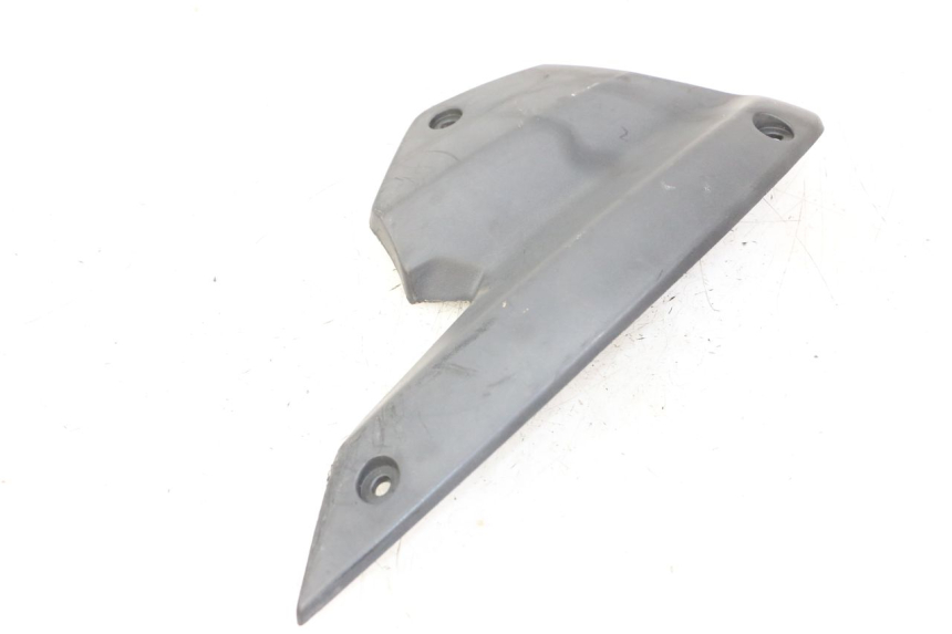 photo de CARENA PEUGEOT KISBEE 4T 50 (2018 - 2022) - Altra angolazione