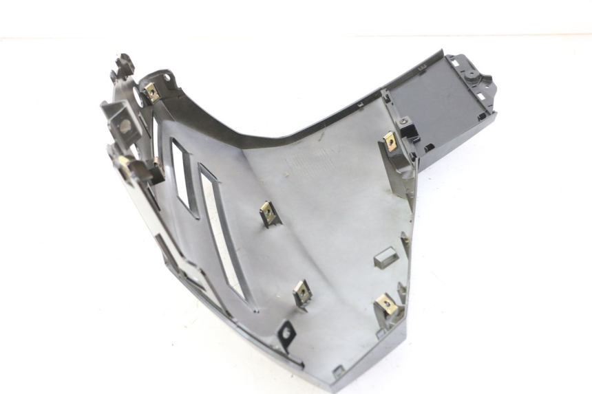 photo de CARENA PEUGEOT TWEET 4T 50 (2023 - 2025) - Zoom sullo stato d'uso