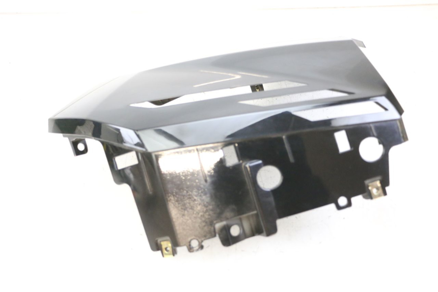 photo de CARENA PEUGEOT TWEET 4T 50 (2023 - 2025) - Ricambio usato controllato