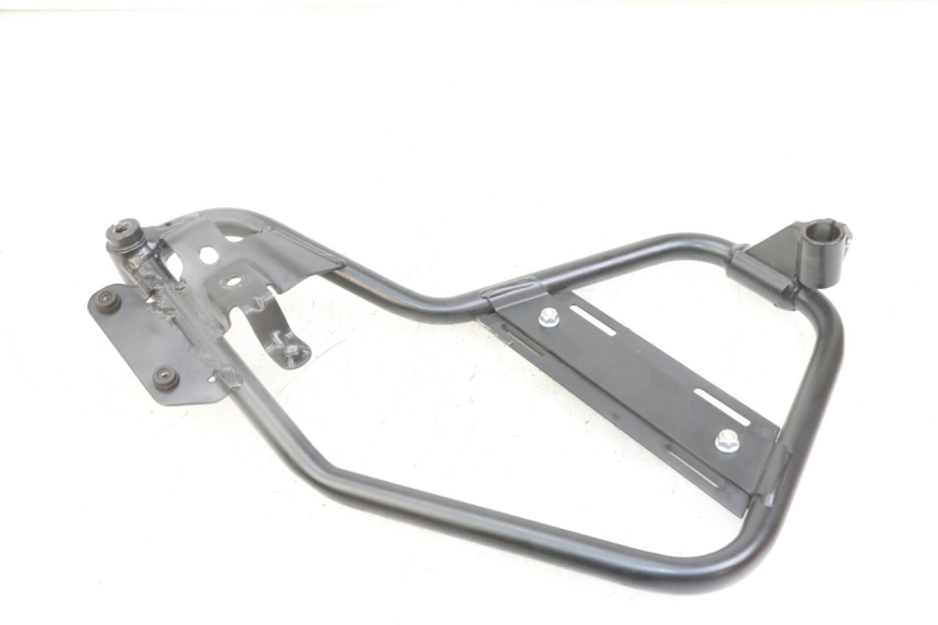 photo de CARENA ROYAL ENFIELD HYMALAYAN 410 (2016 - 2023) - Zoom sullo stato d'uso