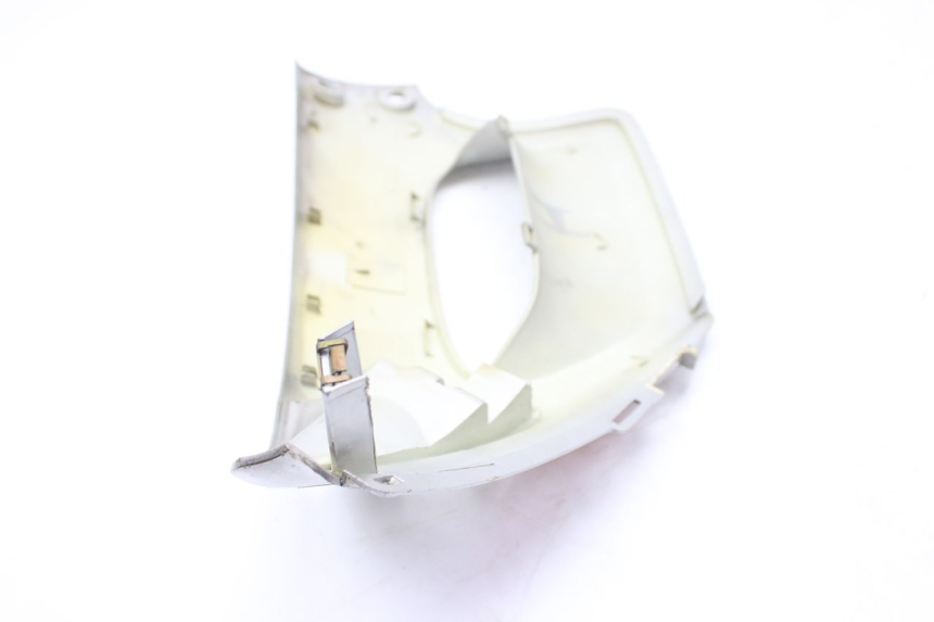 photo de PARAFANGO LATERALE ANTERIORE SINISTRO PEUGEOT SPEEDFIGHT LC 50 (1996 - 2002) - Zoom sullo stato d'uso