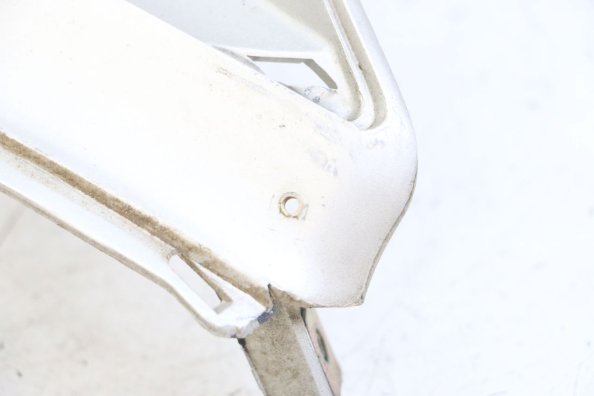 photo de PARAFANGO LATERALE ANTERIORE SINISTRO PEUGEOT SPEEDFIGHT 100 (1997 - 2007) - Dettagli dei punti di fissaggio