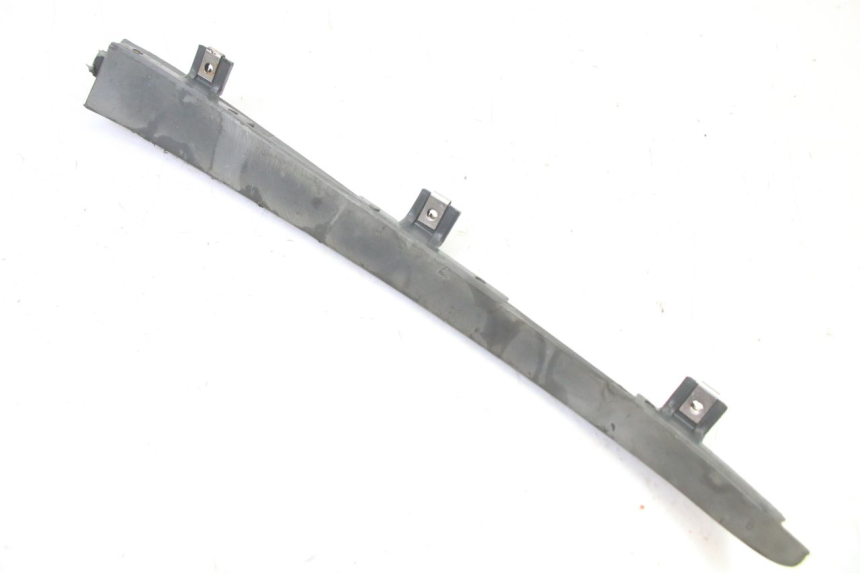 photo de CARENA PIAGGIO SUPER LX 125 (2000 - 2003) - Dettagli dei punti di fissaggio