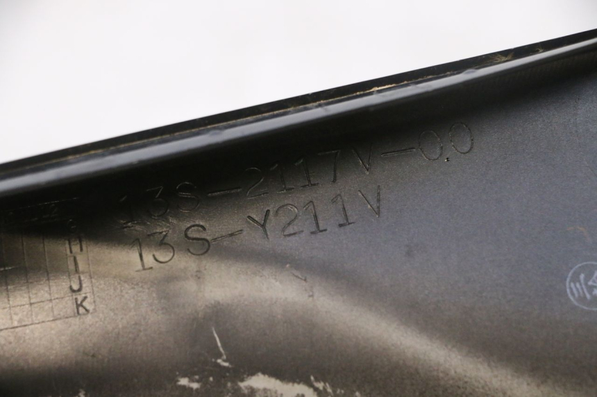 photo de FIANCATA ANTERIORE SINISTRA SUPERIORE YAMAHA YZF R6 600 (2008 - 2009) - Primo piano ad alta risoluzione