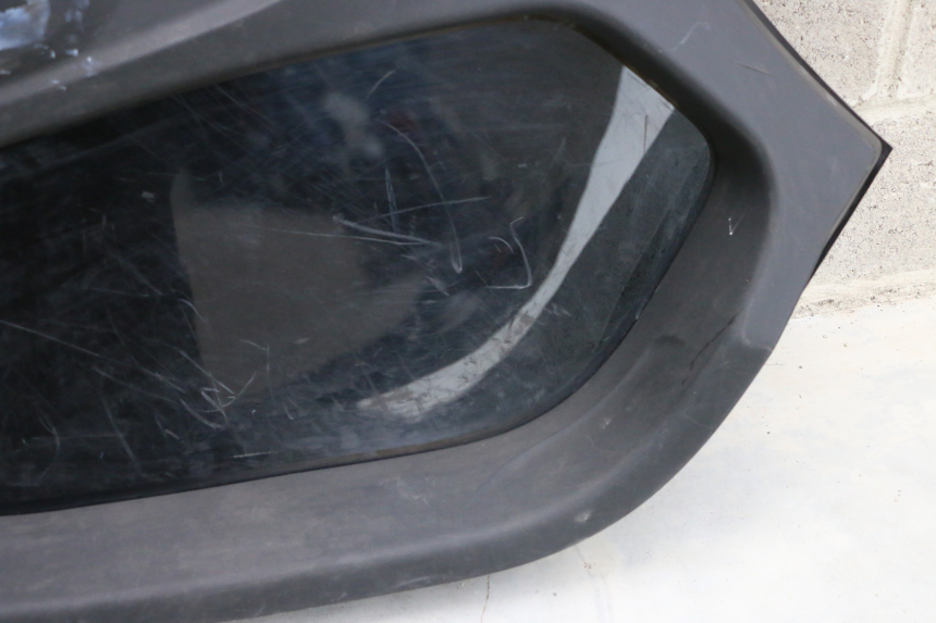 photo de CARENA RENAULT TWIZY 45 (2012 - 2019) - Focus sulla struttura