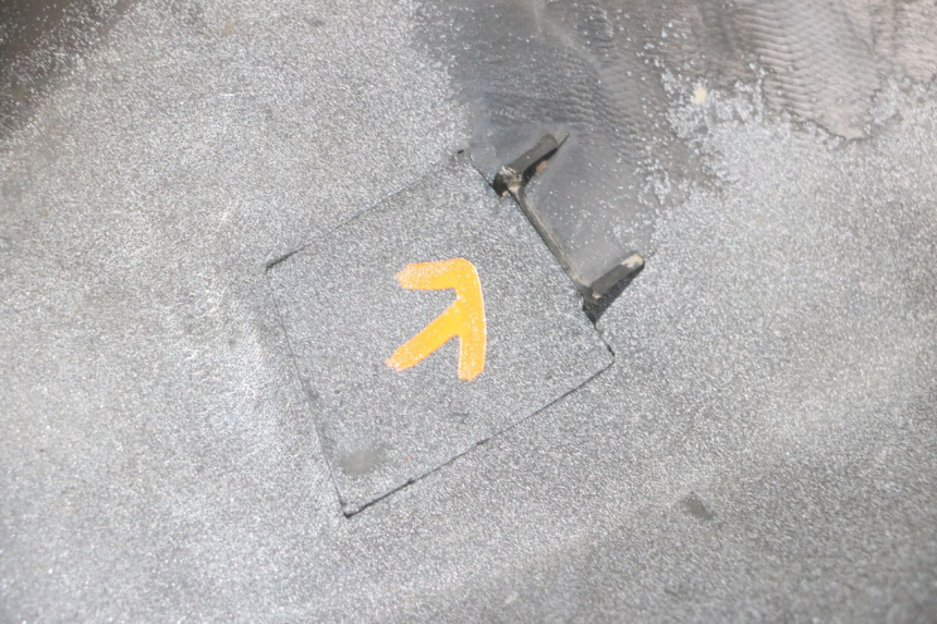 photo de PARAFANGO LATERALE ANTERIORE SINISTRO KEEWAY TX 50 (2008 - 2015) - Zoom sullo stato d'uso