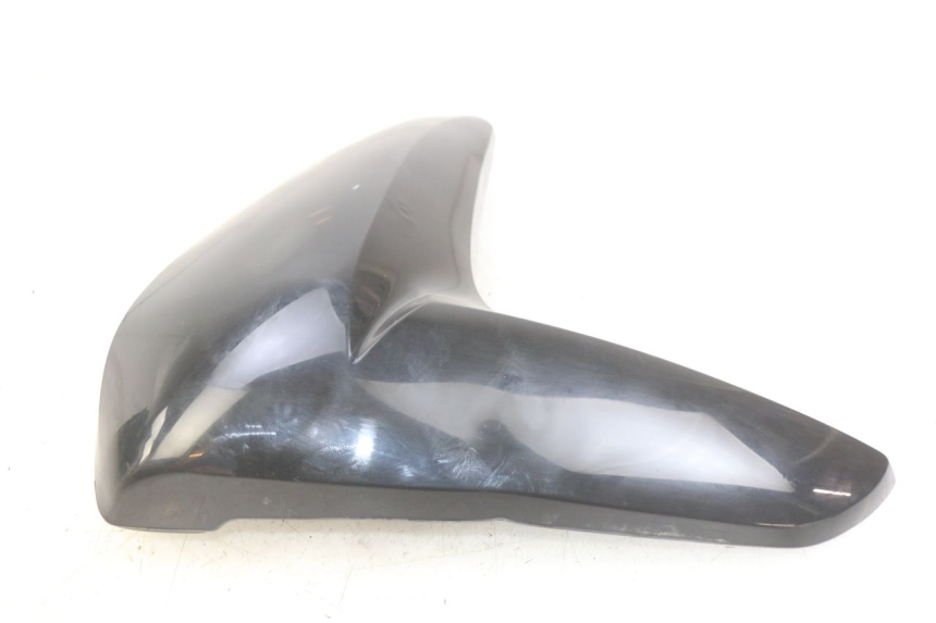 photo de PARAFANGO LATERALE ANTERIORE SINISTRO SYM WOLF SB 125 (2011 - 2018) - Primo piano tecnico