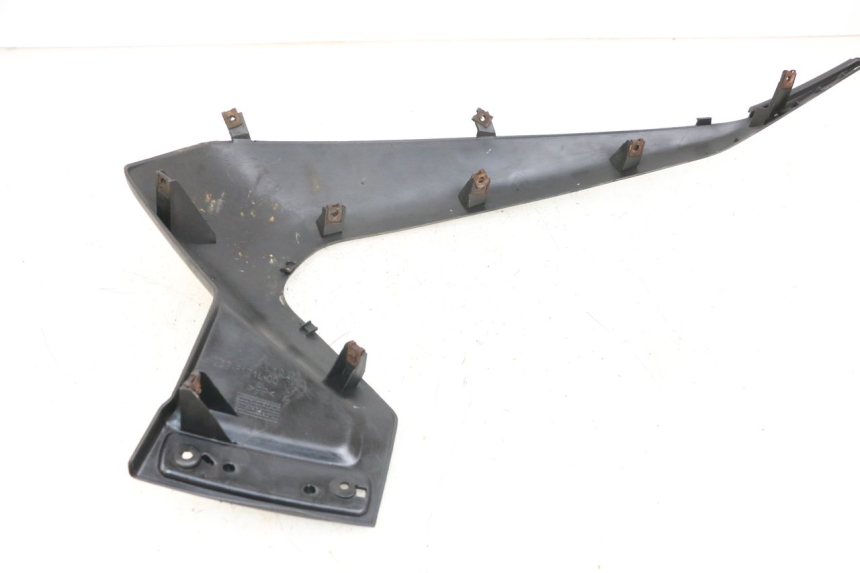 photo de PARAFANGO LATERALE ANTERIORE SINISTRO YAMAHA X-MAX XMAX 250 (2006 - 2009) - Zoom sullo stato d'uso