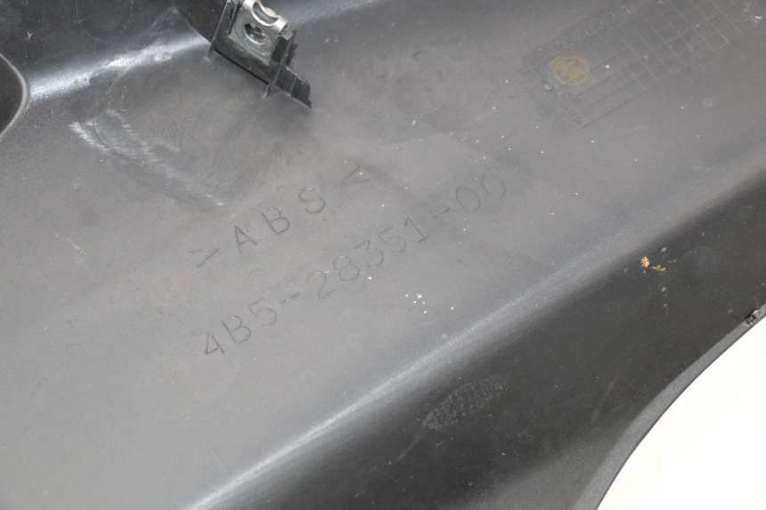 photo de Pannello laterale anteriore sinistro YAMAHA XP T-MAX TMAX 500 (2008 - 2012) - Zoom sullo stato d'uso