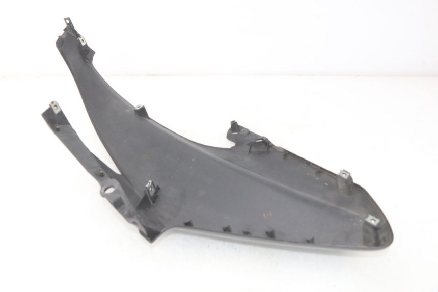 photo de Pannello laterale anteriore sinistro YAMAHA XP T-MAX TMAX 500 (2008 - 2012) - Primo piano tecnico