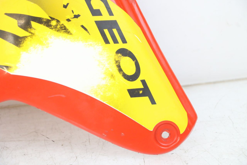 photo de PARAFANGO LATERALE ANTERIORE SINISTRO PEUGEOT XP6 50 (1997 - 2003) - Vista d'insieme del prodotto