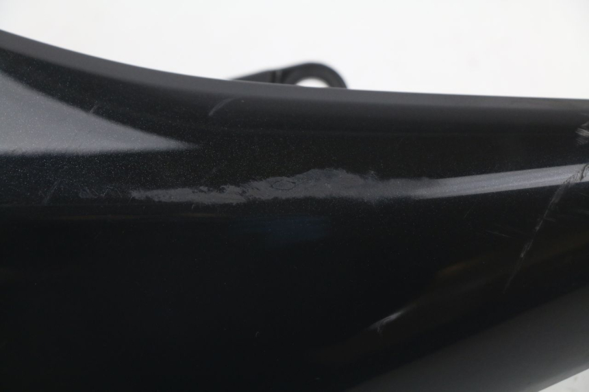 photo de PANNELLO LATERALE ANTERIORE SINISTRO KAWASAKI Z ABS 750 (2007 - 2013) - Dettagli dei punti di fissaggio