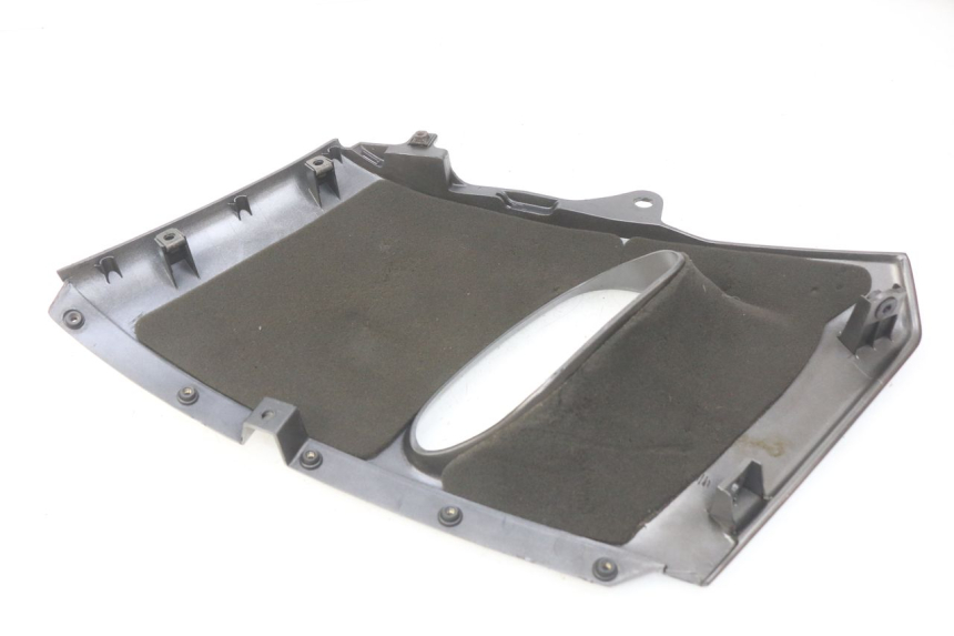 photo de PARAFANGO LATERALE ANTERIORE SINISTRO KAWASAKI ZZR 600 (1995 - 2004) - Zoom sullo stato d'uso