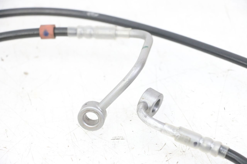 photo de TUBO FRENO POSTERIORE ROYAL ENFIELD CONTINENTAL GT 650 (2019 - 2024) - Primo piano tecnico