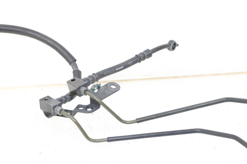 photo de TUBO FRENO POSTERIORE YAMAHA TRACER 7 700 (2020 - 2024) - Primo piano tecnico