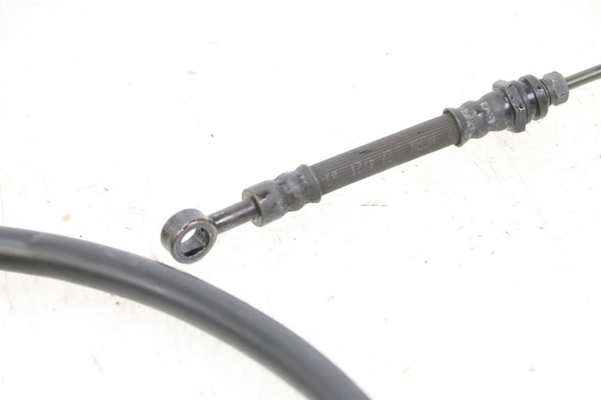 photo de TUBO FRENO ANTERIORE YAMAHA TRACER 7 700 (2020 - 2024) - Dettagli dei punti di fissaggio