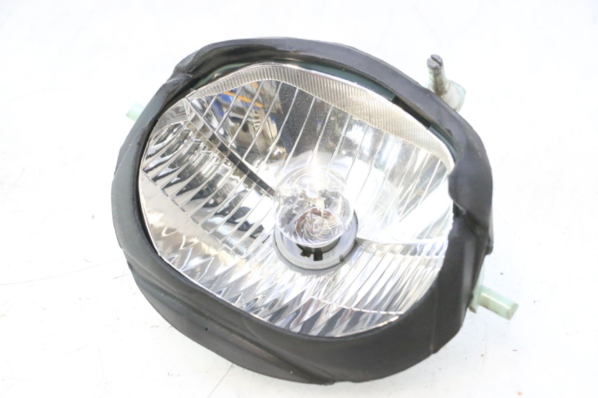 photo de COPERCHIO FARO ANTERIORE  PIAGGIO ZIP 4T 50 (2006 - 2017) - Vista principale