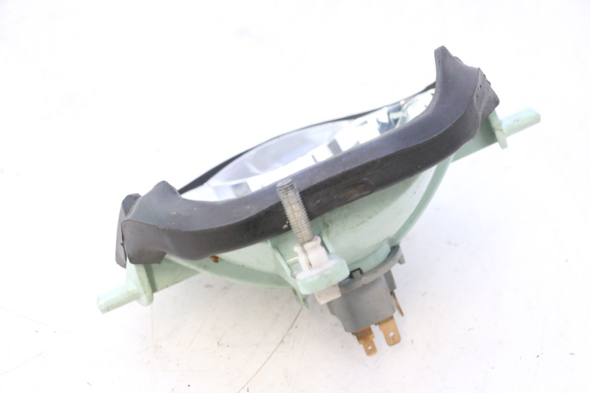 photo de COPERCHIO FARO ANTERIORE  PIAGGIO ZIP 4T 50 (2006 - 2017) - Primo piano tecnico