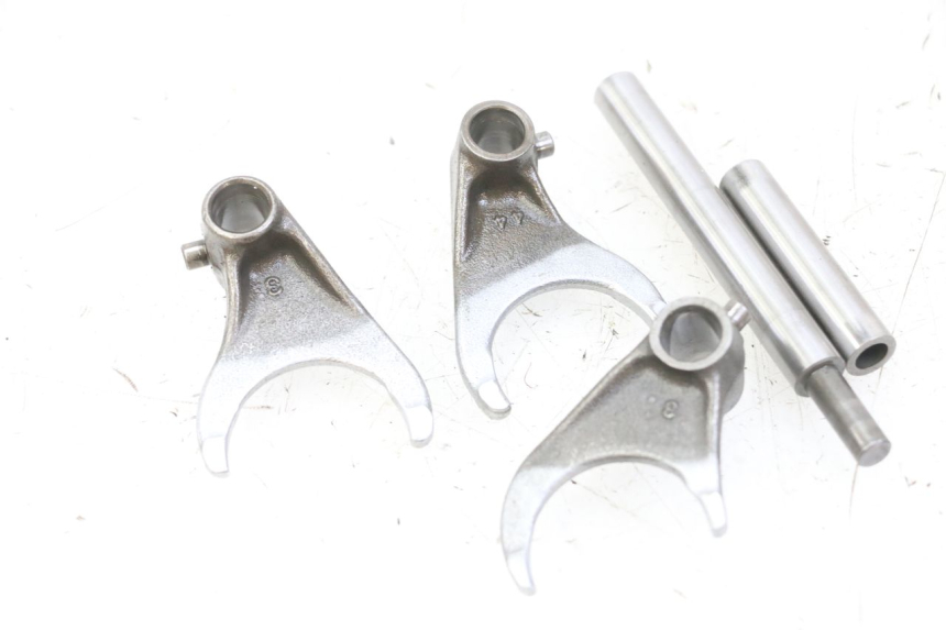 photo de FORCELLA CAMBIO KAWASAKI KX F KXF 450 (2009 - 2011) - Vista d'insieme del prodotto