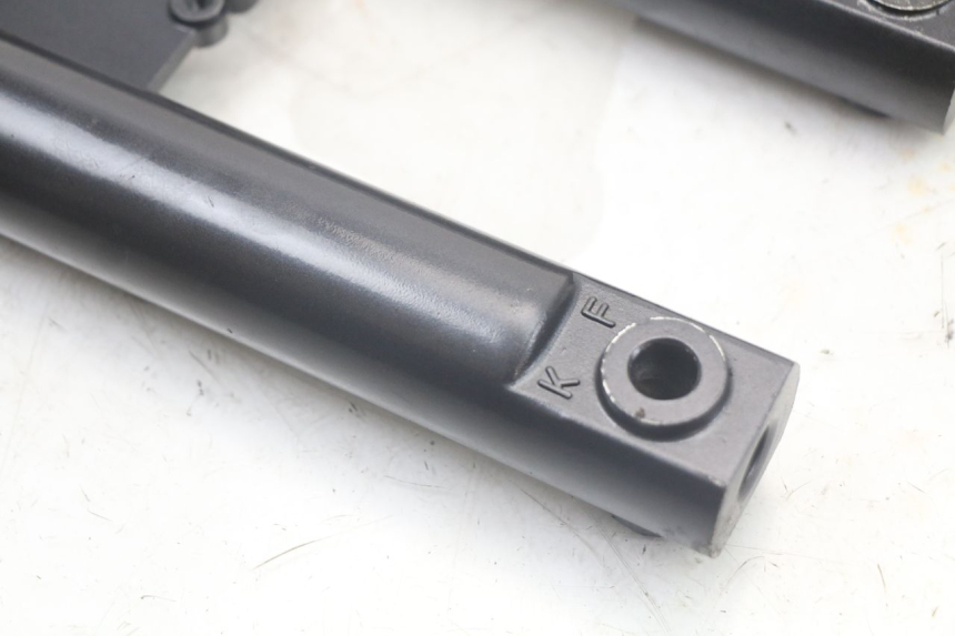 photo de FORCELLA GUIDATA KYMCO AGILITY 4T 50 (2018 - 2022) - Angolazione alternativa