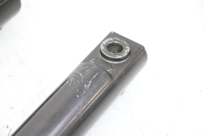 photo de Forcella a steli KYMCO AGILITY 4T 50 (2005 - 2018) - Zoom sui componenti