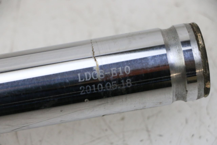 photo de Forcella a steli KYMCO AGILITY 4T 50 (2005 - 2018) - Primo piano tecnico