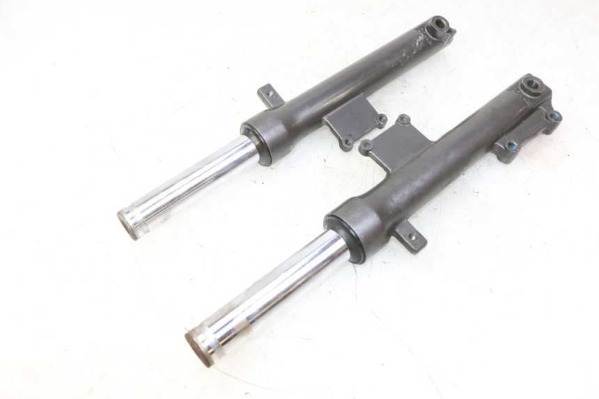 photo de Forcella a steli KYMCO AGILITY 4T 50 (2005 - 2018) - Primo piano tecnico