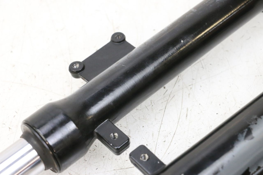 photo de FORCELLA GUIDATA KYMCO AGILITY 4T 50 (2018 - 2022) - Marcature e riferimenti originali