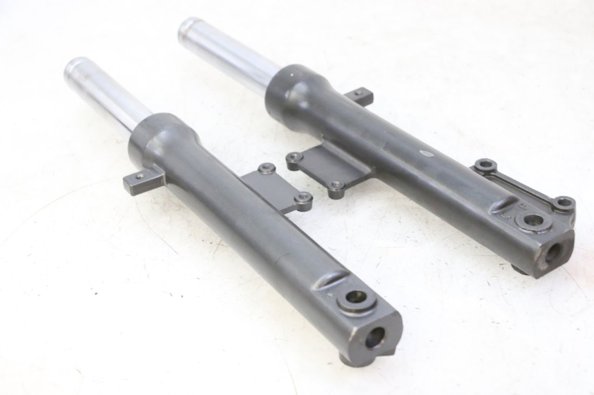 photo de STELO FORCELLA KYMCO AGILITY NAKED RENOUVO 2T 50 (2011 - 2018) - Zoom sullo stato d'uso