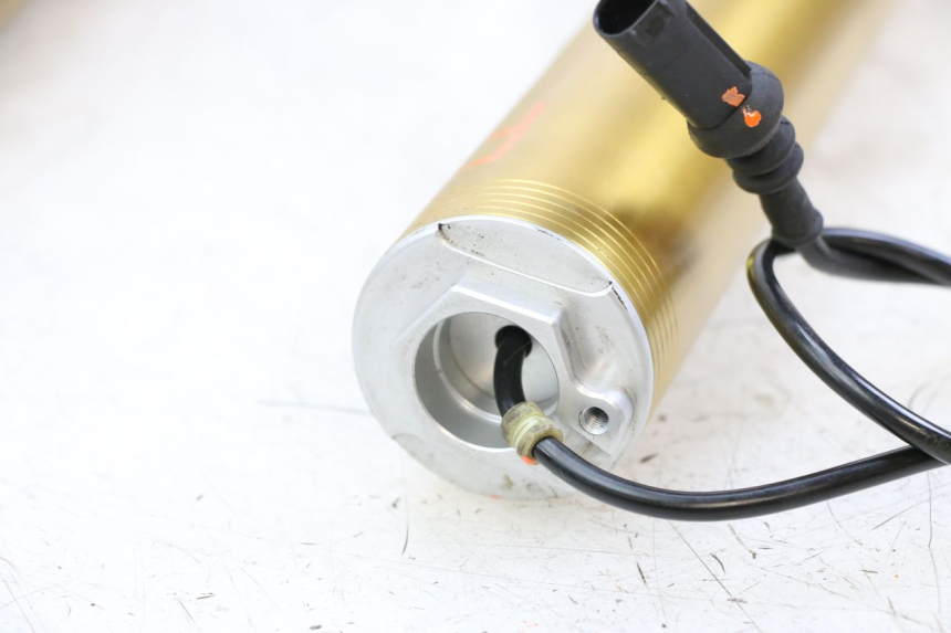 photo de STELO FORCELLA BMW S RR ABS S1000RR 1000 (2015 - 2018) - Dettagli dei punti di fissaggio