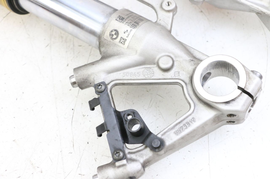 photo de STELO FORCELLA BMW S RR ABS S1000RR 1000 (2015 - 2018) - Marcature e riferimenti originali