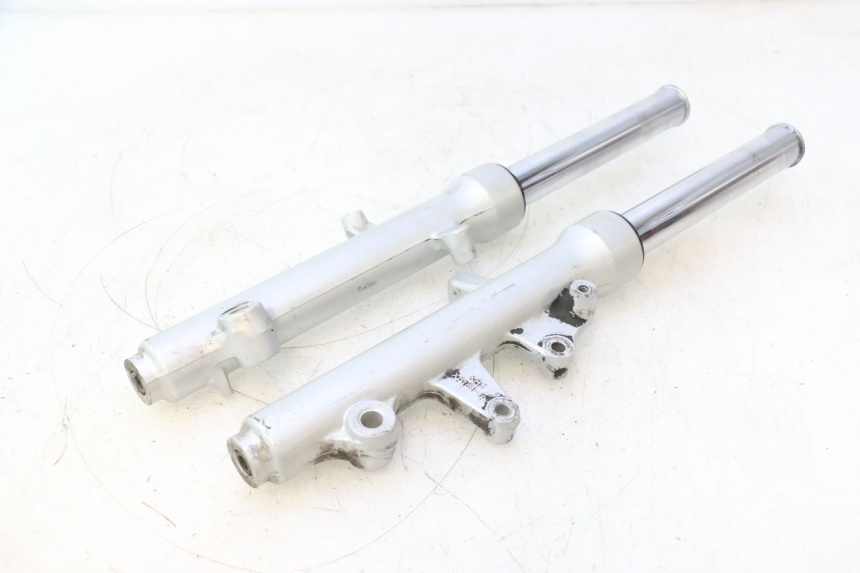 photo de STELO FORCELLA SUZUKI BURGMAN 125 (2007 - 2014) - Zoom sui componenti