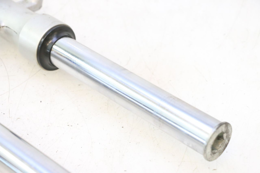 photo de STELO FORCELLA SUZUKI BURGMAN 125 (2007 - 2014) - Ispezione visiva dettagliata