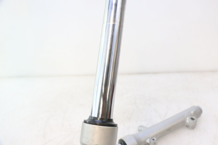 photo de STELO FORCELLA SUZUKI BURGMAN 125 (2007 - 2014) - Altra angolazione