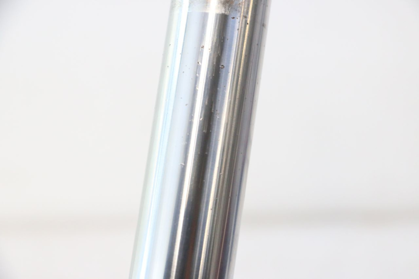 photo de STELO FORCELLA SUZUKI BURGMAN 125 (2007 - 2014) - Primo piano tecnico