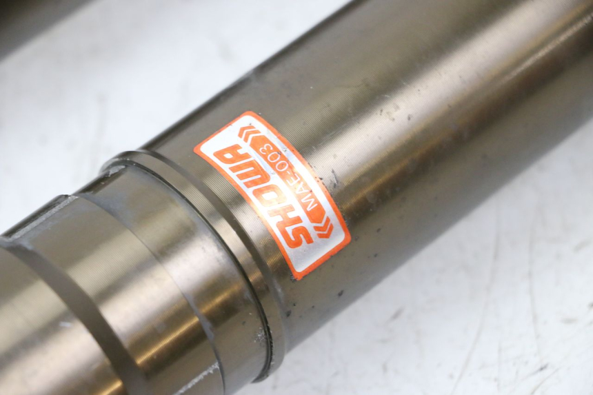 photo de STELO FORCELLA HONDA CBR RR FIREBLADE 900 (1992 - 1994) - Dettagli dei punti di fissaggio