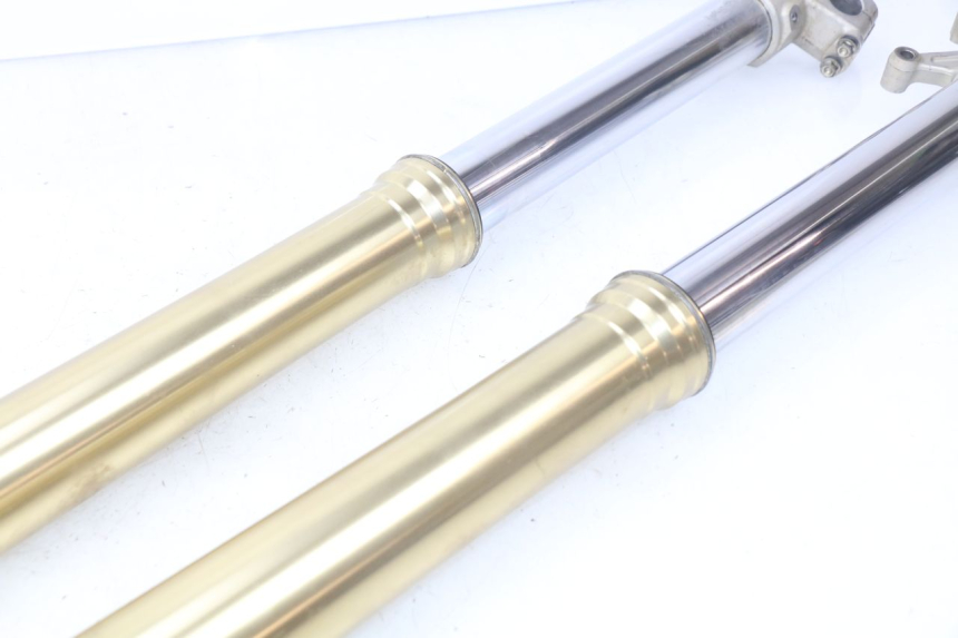 photo de FORCELLA GUIDATA HONDA CRF 250 (2013 - 2016) - Caratteristiche distintive