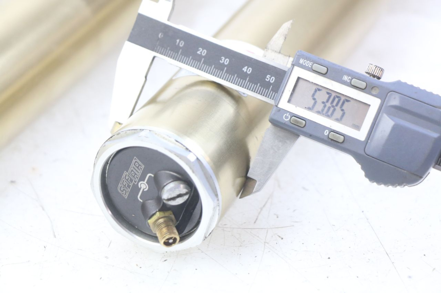 photo de FORCELLA GUIDATA HONDA CRF 250 (2013 - 2016) - Zoom sullo stato d'uso