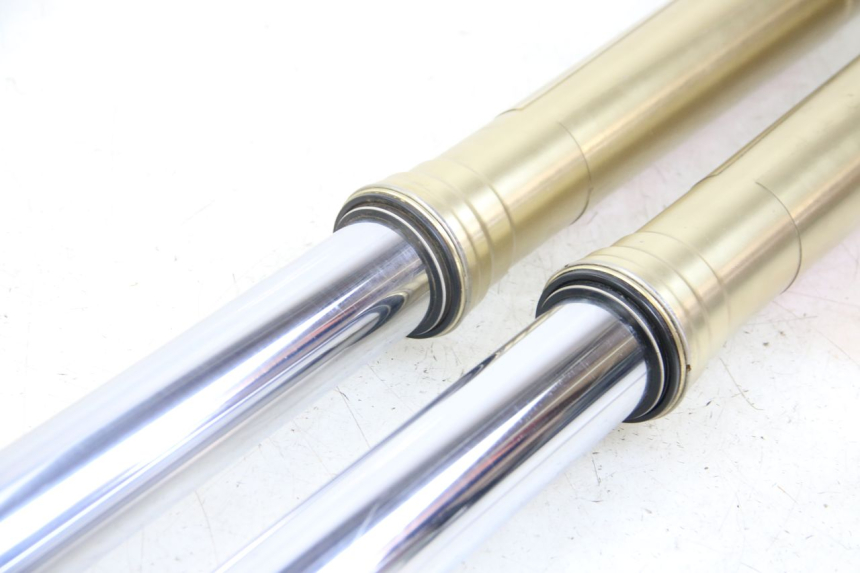 photo de FORCELLA GUIDATA HONDA CRF 250 (2010 - 2013) - Stato della superficie e materiale