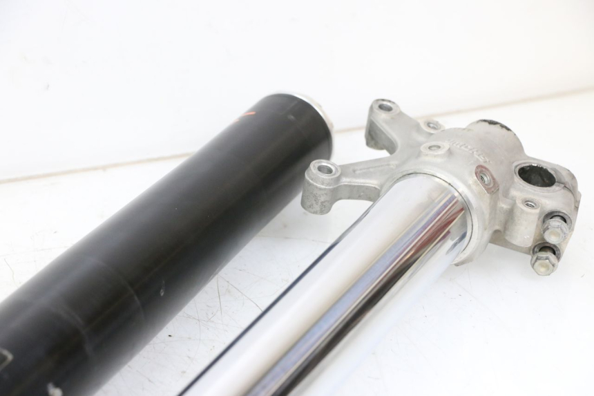photo de STELO FORCELLA HONDA CRF R 250 (2020 - 2021) - Zoom sui componenti